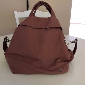 Lululemon on my level 19L Bag